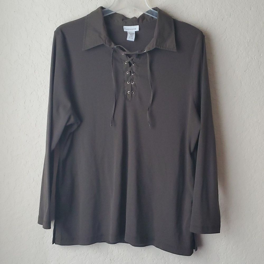 Avenue Lace Up Top Size 22/24 Olive Green Ribbed Long Sleeve Plus Size